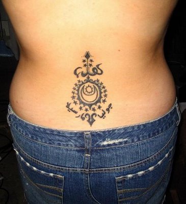 tattoos for girls on back. tattoos for girls on lower back. Diposkan oleh The_Potter | Senin, 