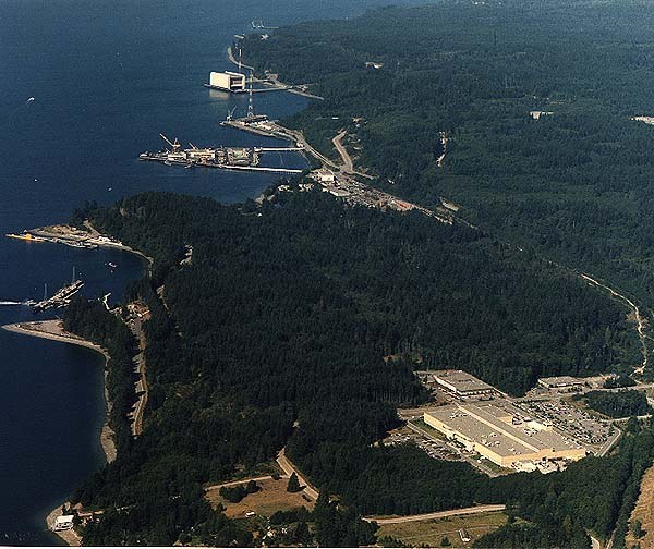 Submarine Matters Woman in US Navy Submarines!