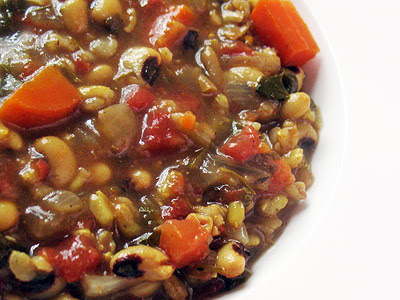 Black-Eyed Pea Soup with Tomatoes and Spices