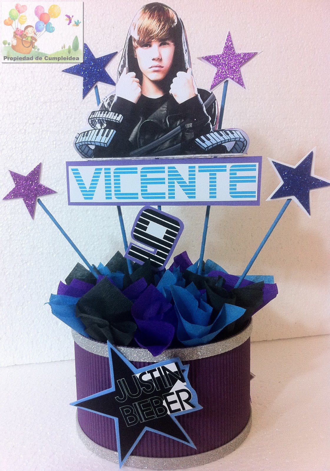 http://3.bp.blogspot.com/-LOpYzdQh1W4/T6nCXdk-LfI/AAAAAAAAAvw/yC5M_CfUSK4/s1600/centro%20de%20mesa.jpg