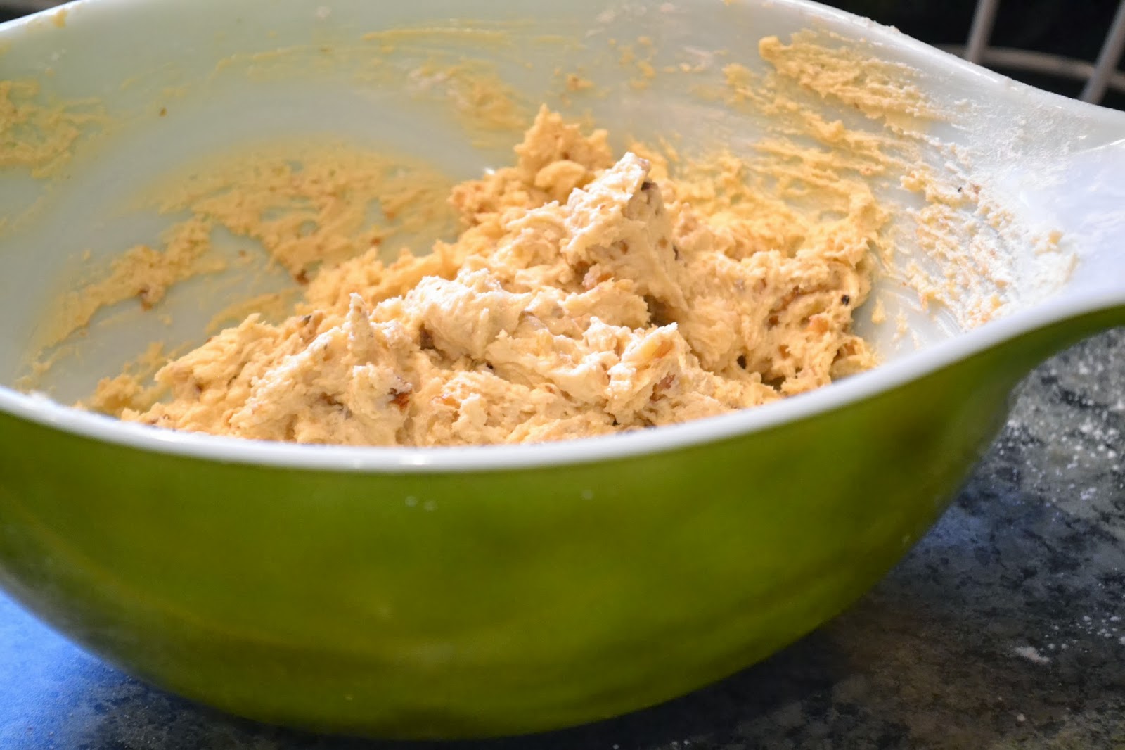 Polkadot Fluff Nutmeg Butter Balls