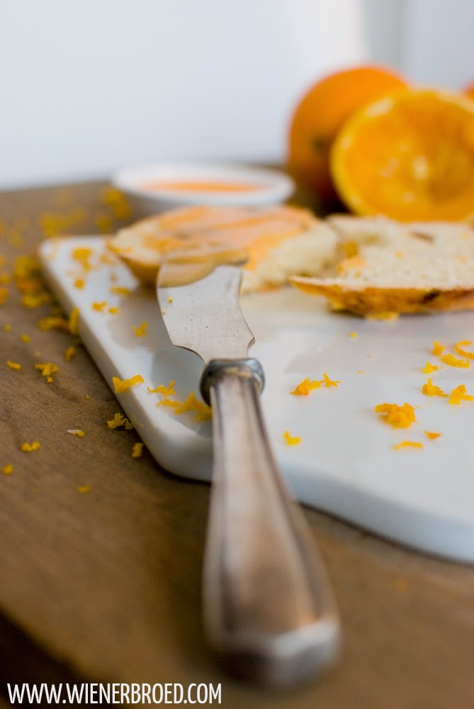 Rezept für Orangen-Curd, feiner Brotaufstrich mit Orangensaft, wie Lemoncurd / Orange curd [wienerbroed.com]