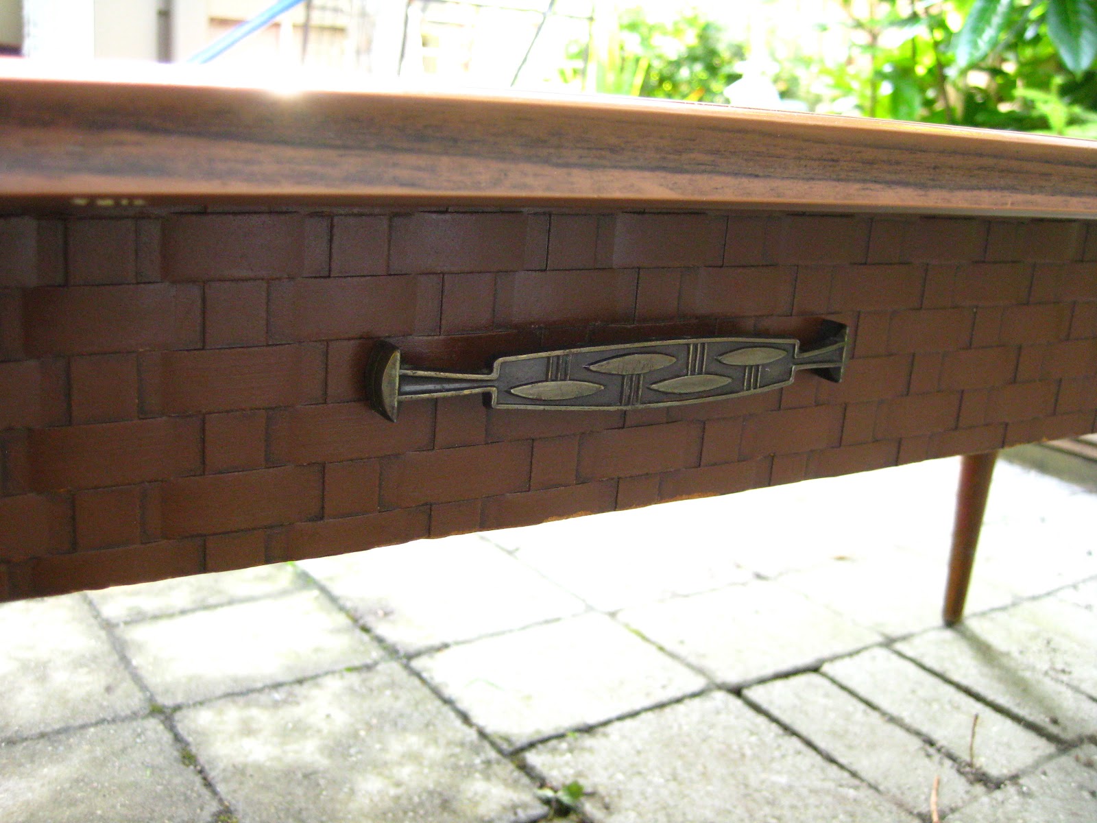 Life Designed Turn A Coffee Table Into A Bench!