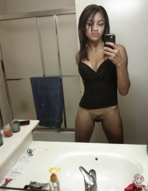 Ebony Teen Selfies Nude Ebony Teen Selfies Nude