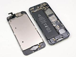 Kondisi iPhone 5 Ketika Dibongkar