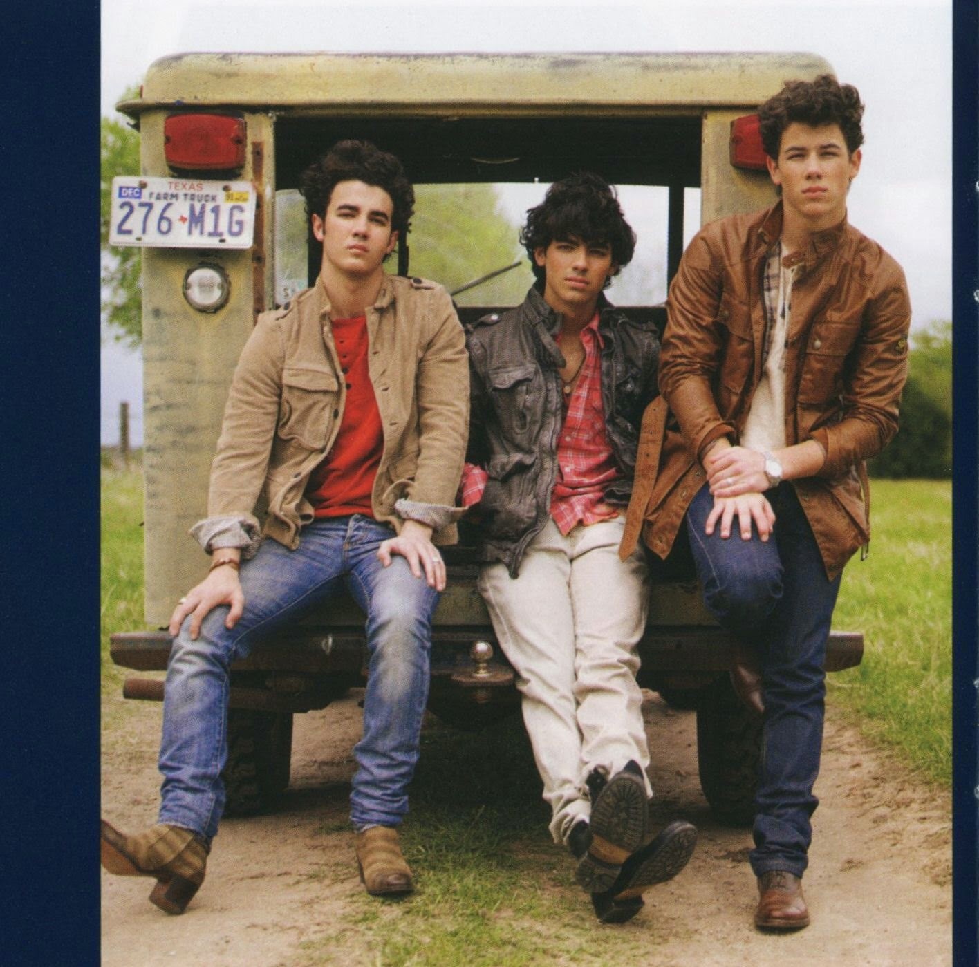 Encarte Jonas Brothers Lines, Vines And Trying Times