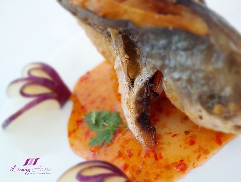 PurelyFresh Fresh Seafood + DeepFried Golden Pomfret Recipe