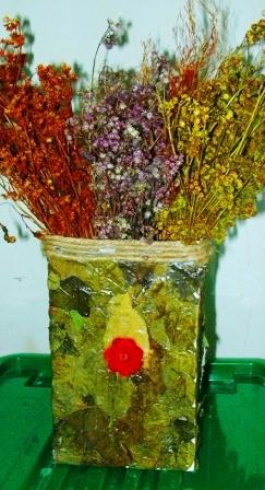 Berbagi Gagasan Vas Bunga Kering Untuk Bunga Rumput Kering Dari Kotak Bekas Max Creamer