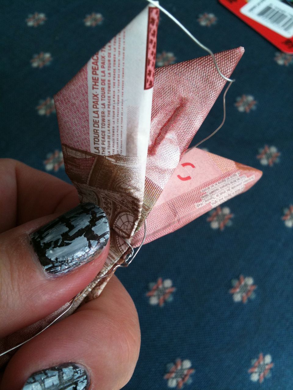 Duppa Dee Make Money flowers on a money tree!