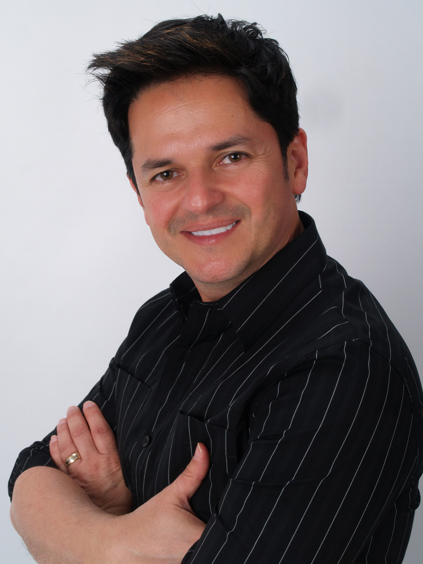 HECHOS & VIDAS DANILO MONTERO