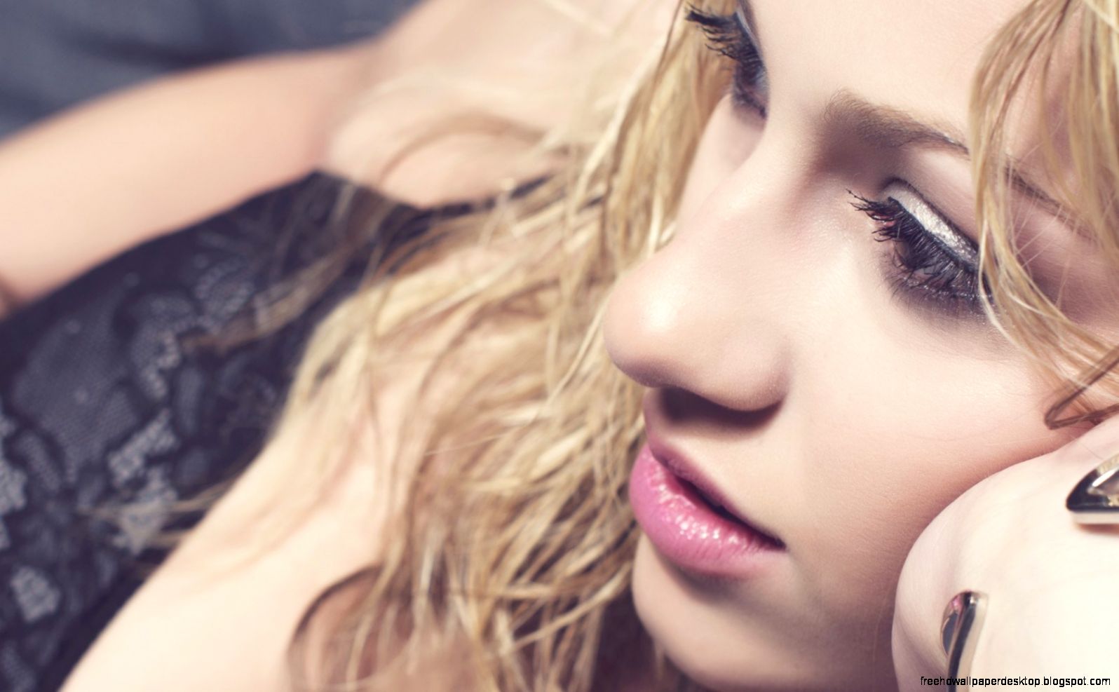 Lauriane Model Girl 7024810 Lauriane Model Girl 7024810