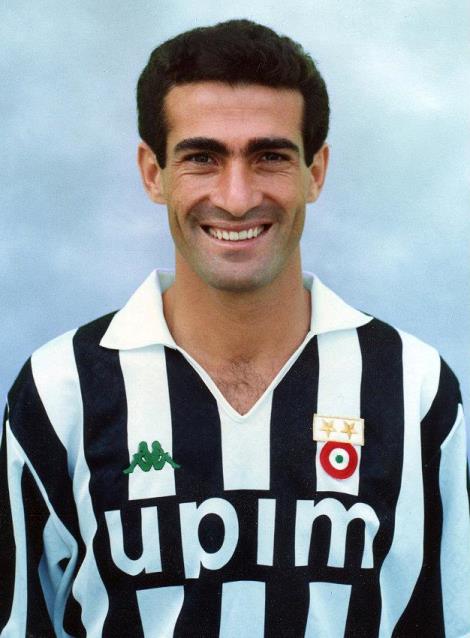 385108_195097303911099_160860857334744_4