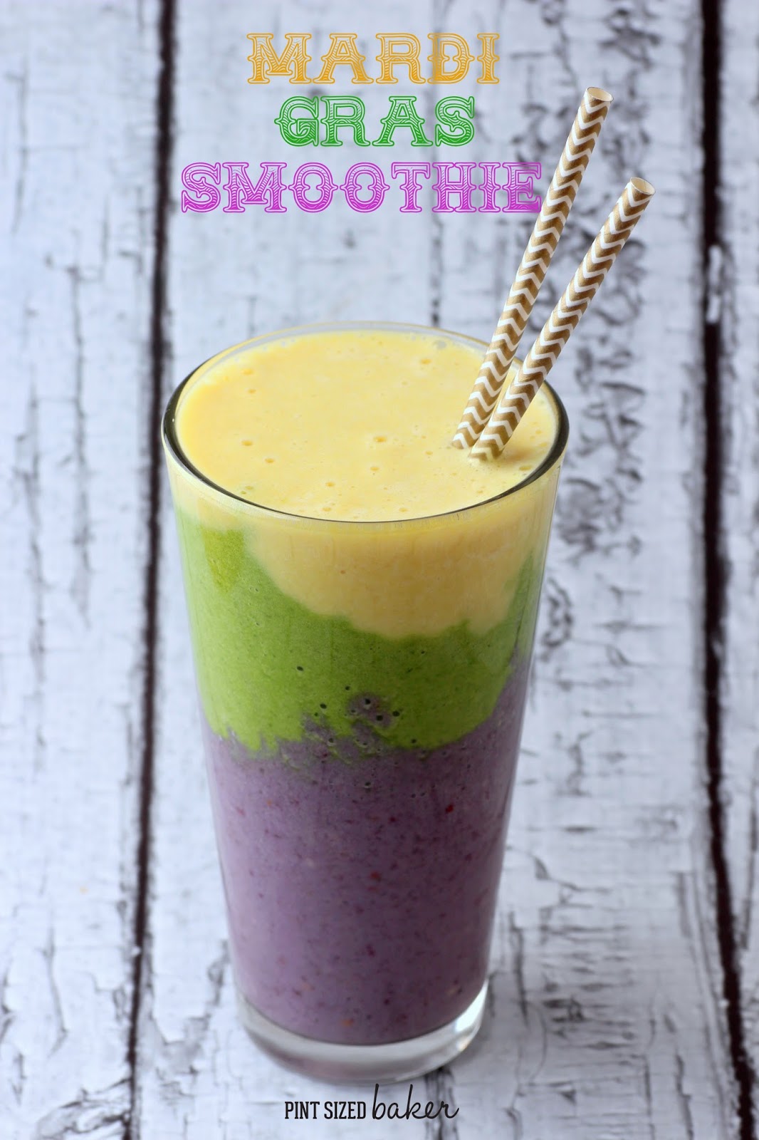 A three layered protein smoothie that is sure to keep you on track with your goals. #LoveHealthyMe #WWSponsored