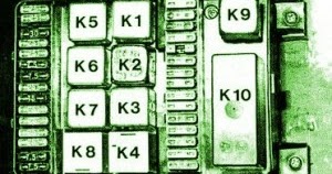 BMW Fuse Box Diagram: Fuse Box BMW 1983-86 635CSi Diagram