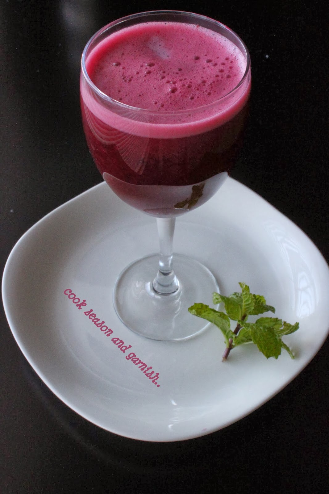Cook, Season and Garnish Pomegranate Juice / Anar juice