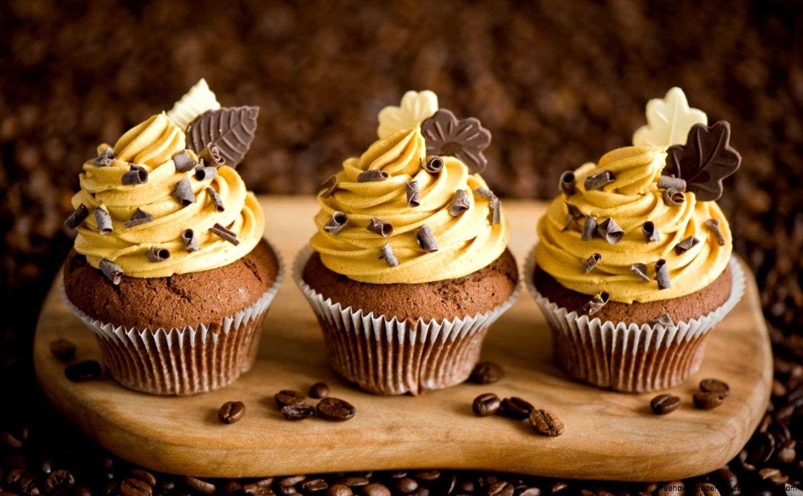 Cupcakes Chocolate Leaves Cream Yellow Dessert Coffee HD Wallpaper Cupcakes Chocolate Leaves Cream Yellow Dessert Coffee HD Wallpaper