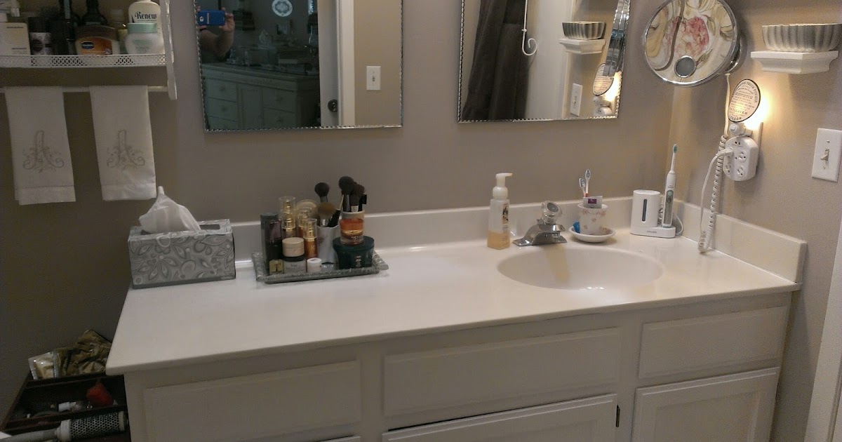 Jen's Cleaning Corner How to Clean a Bathroom