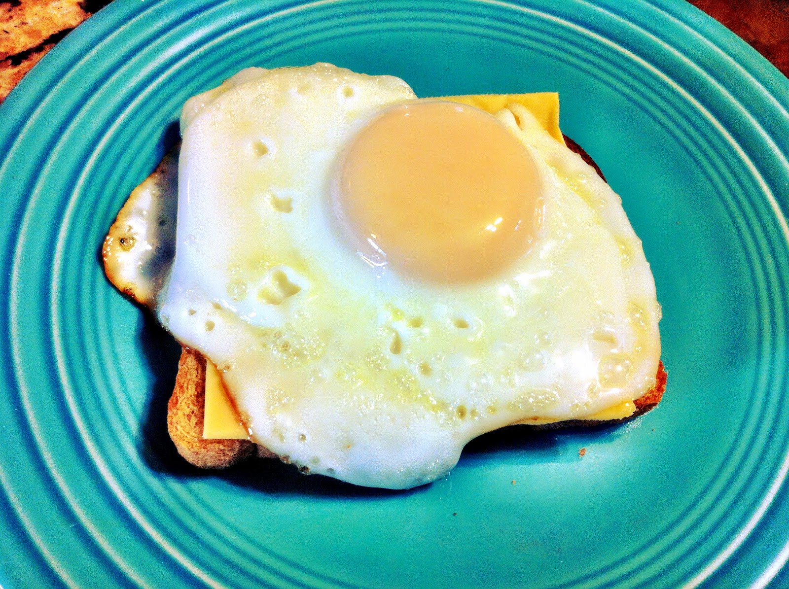 An Egg A Day 7. 160 Calorie Fried Egg Breakfast