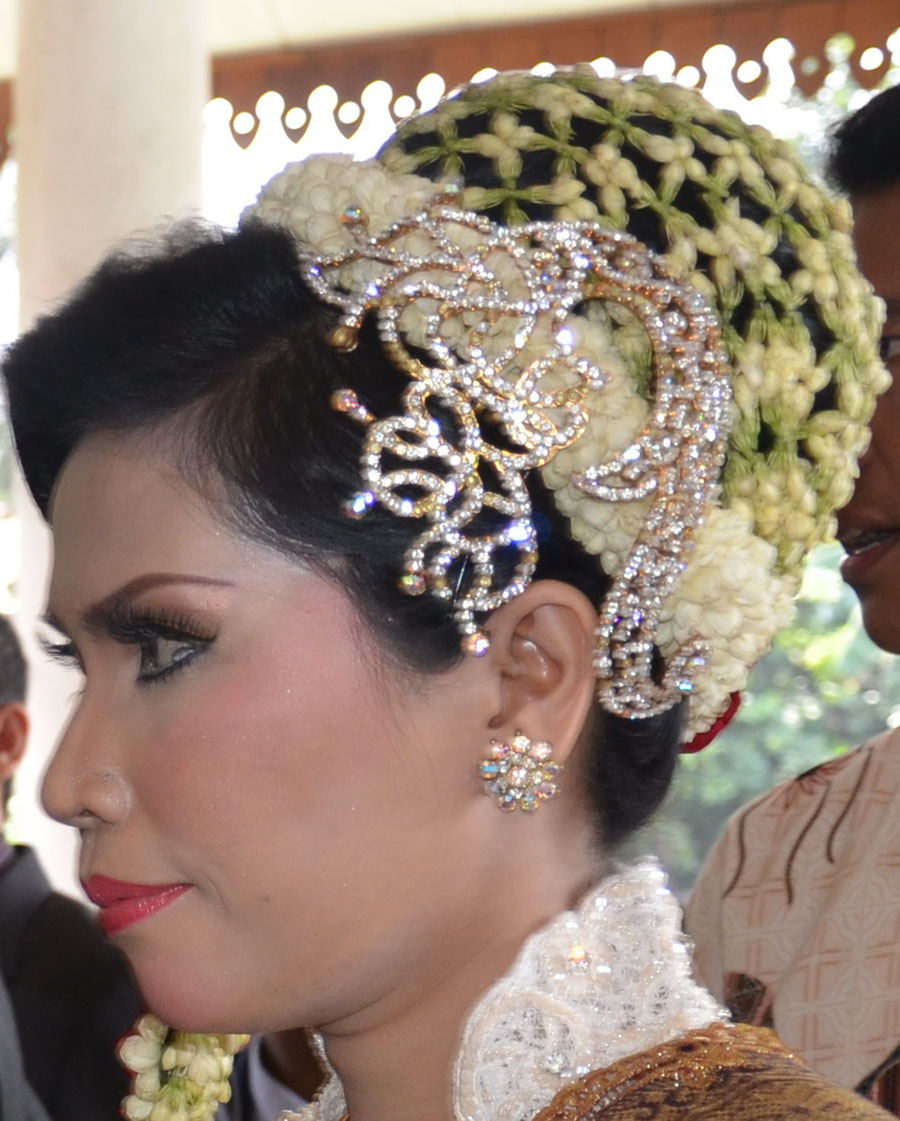 Vee Songket Jual dan Sewa Sanggul Pengantin