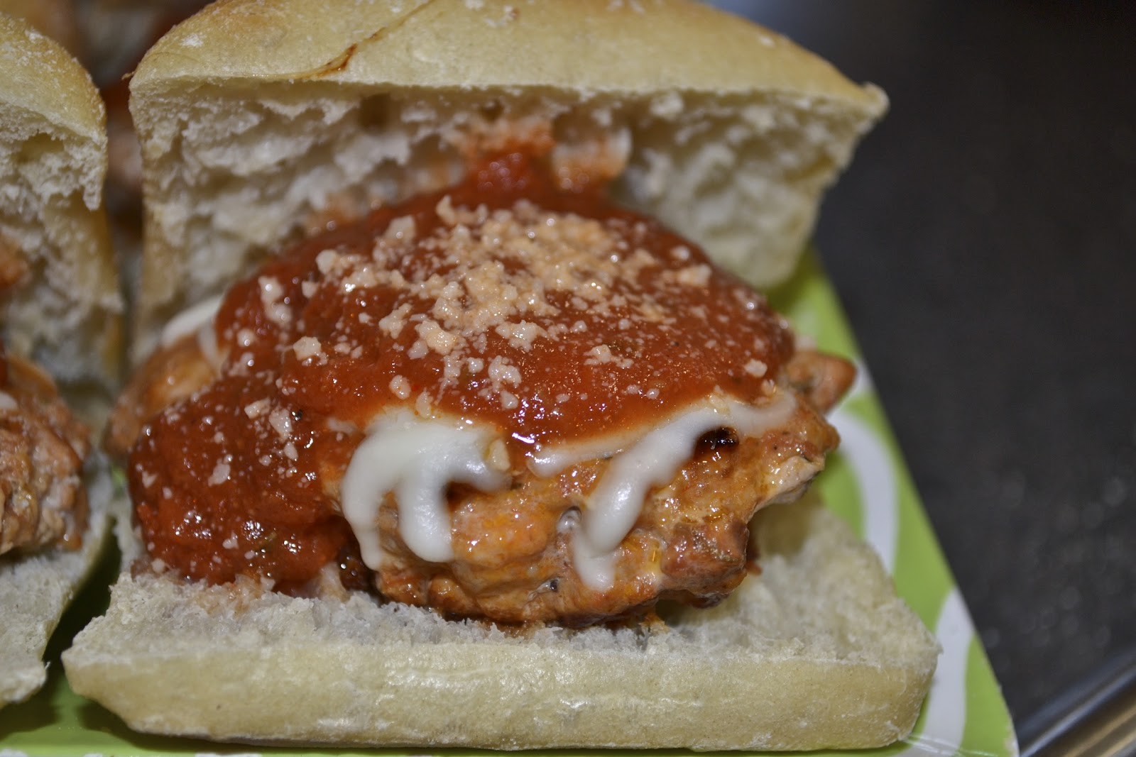 "Pointless" Meals Chicken Parmesan Burgers