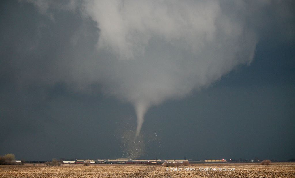 Northern Pacific Weather 2015 4/9/2015 Flag CenterFairdale, IL EF4