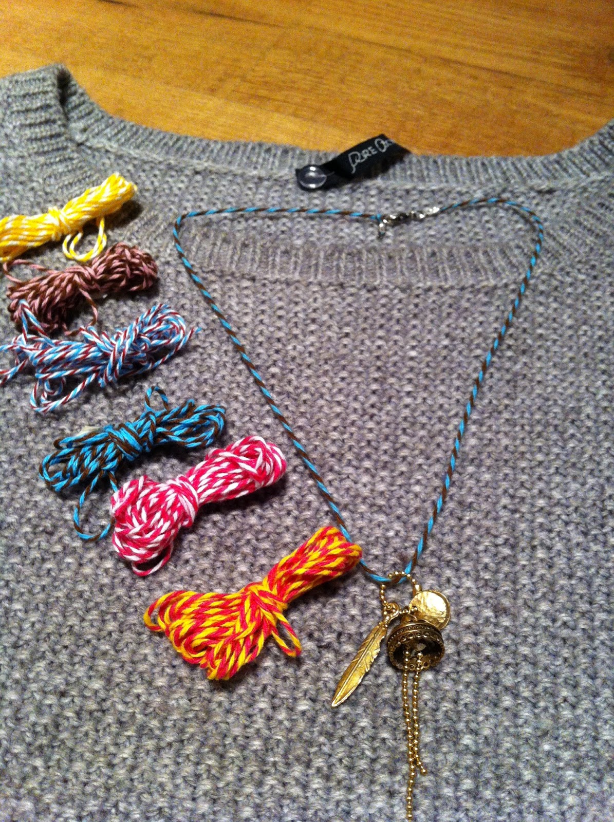 Liliterrània *BAKER'S TWINE NECKALCE*