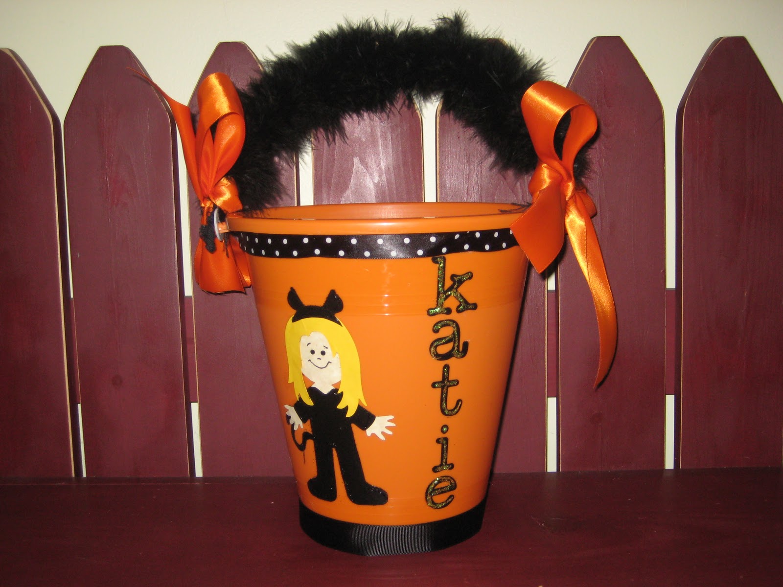 Make Your Own TrickorTreat Bucket Mom 4 Real