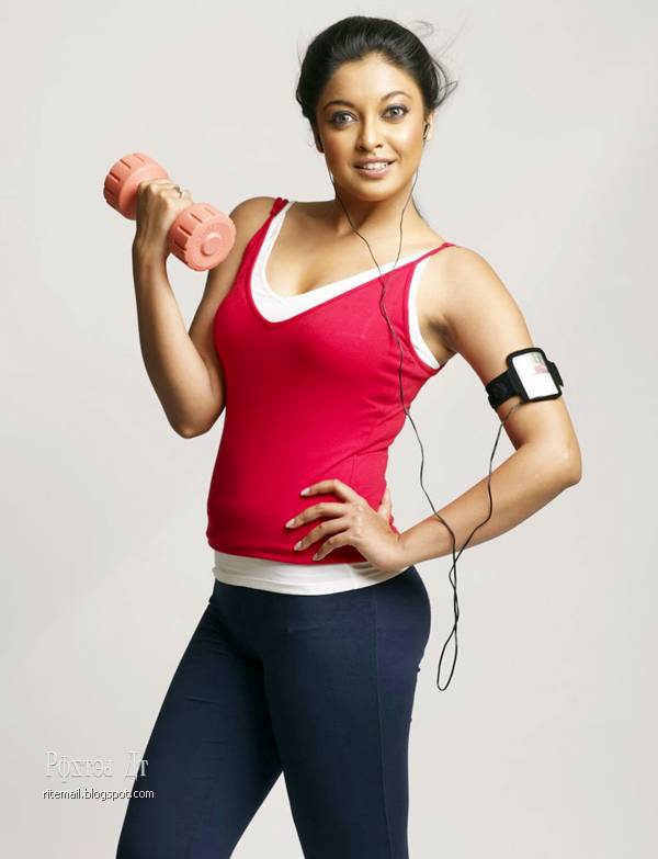 Tanushree Dutta front pose workout PHotoshoot - (4) - Tanusree Datta GYM shoot Brand NEW