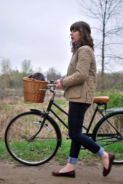 bike+riding+chic+for+an+&%238220;under+the+weather&%238221;+day.jpeg