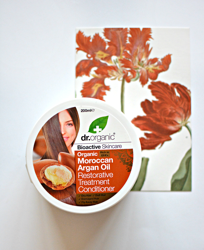 Healthy Glossy Hair | Dr Organic Restorative Treatment Conditioner Review