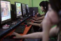 Earn Bucks while Playing Online Games