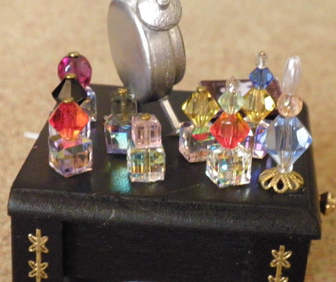 Dany's DIY Minis DIY perfume bottles