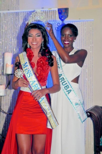 miss aruba 2011 winner lucianette verhoeks