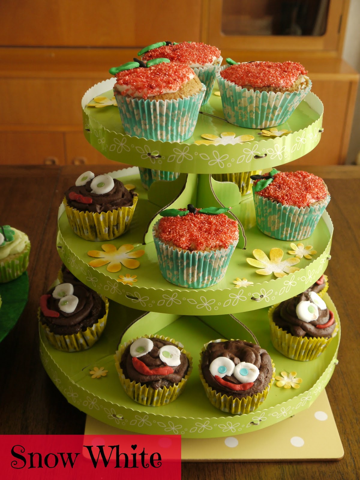 Heron's Crafts Cupcake Wars Home Edition