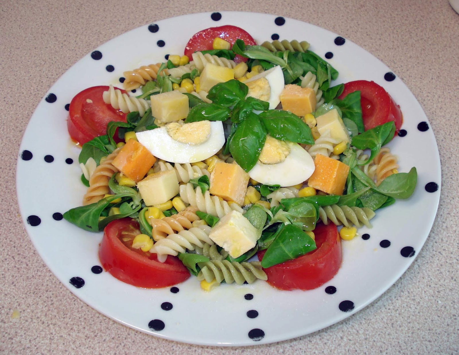 Lamb's Lettuce & Pasta Salad Homemade Tapas