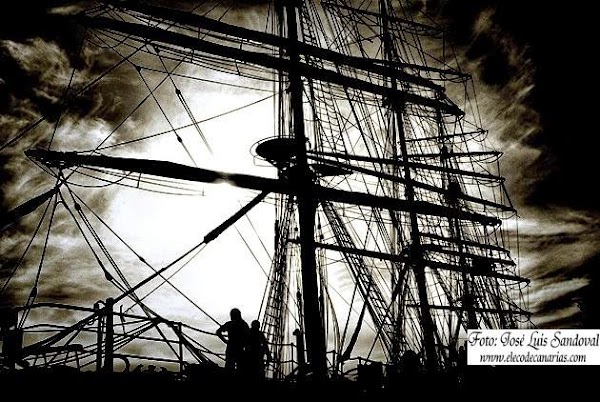 Histórica fragata francesa Hermione, en Las palmas de Gran Canaria Histórica fragata francesa Hermione, en Las palmas de Gran Canaria