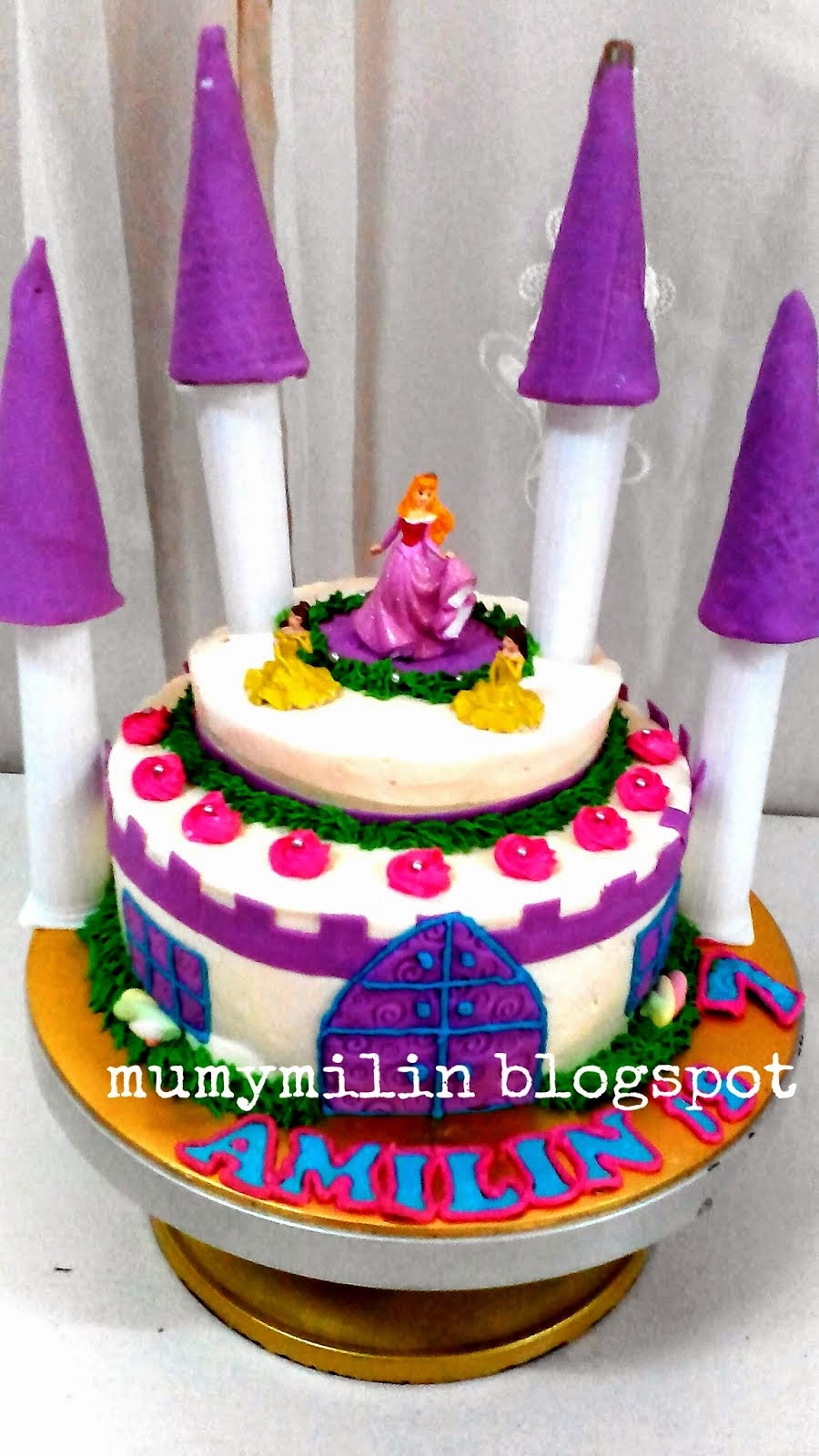 PRINCESS CASTLE BIRTHDAY CAKE