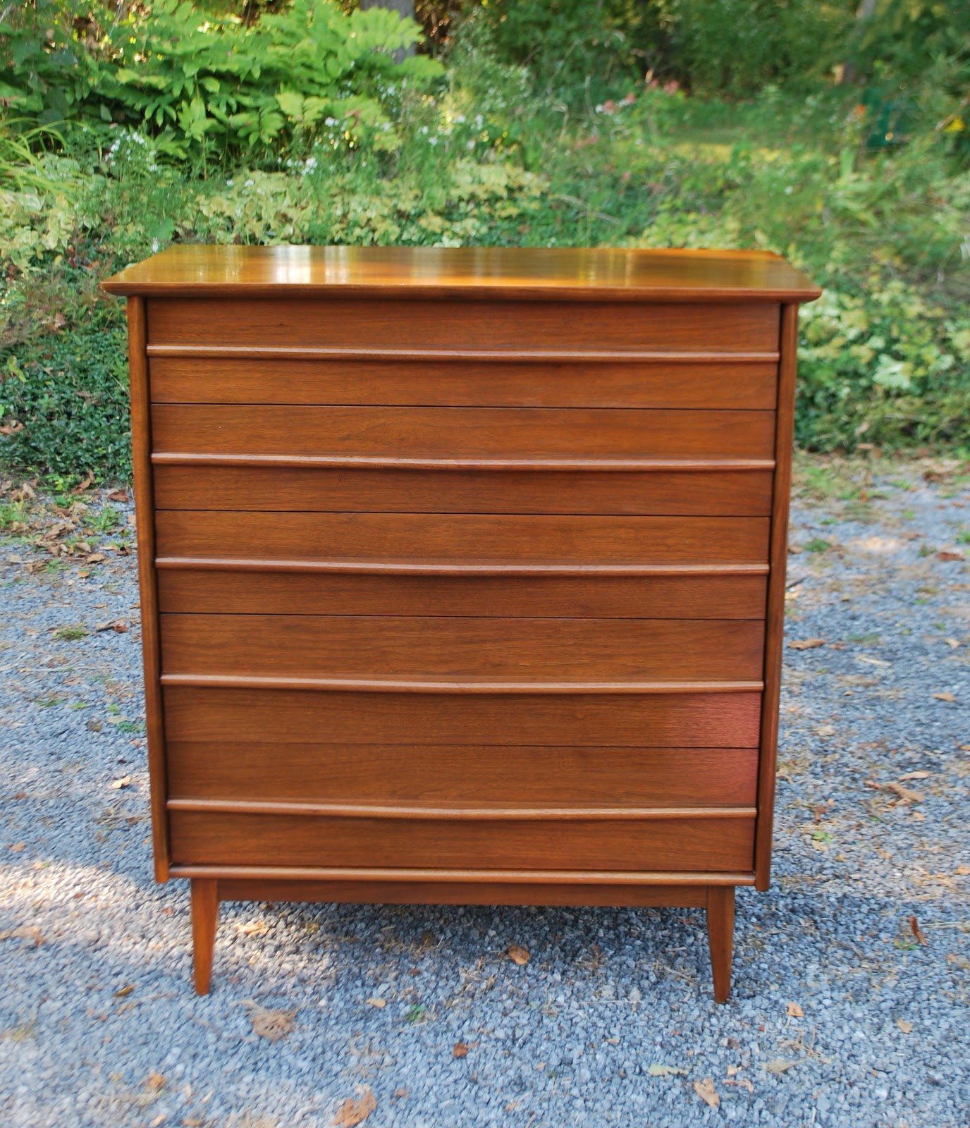 Tribute 20th Decor Gibbard MidCentury Dressers and Bed