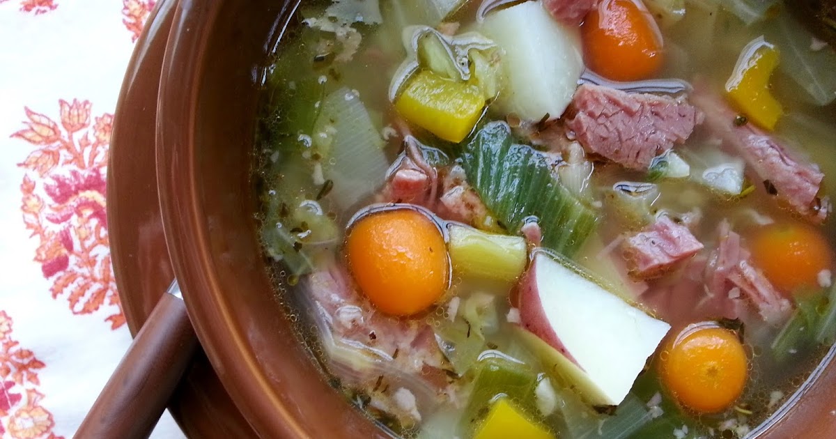 Castellon's Kitchen Corned Beef, Cabbage and Leek Soup