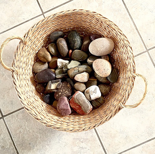 MARTHA MOMENTS Good Thing A BeachStone Basket