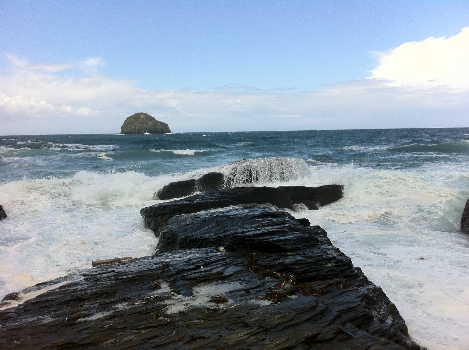 Trebarwith Strand Surf
