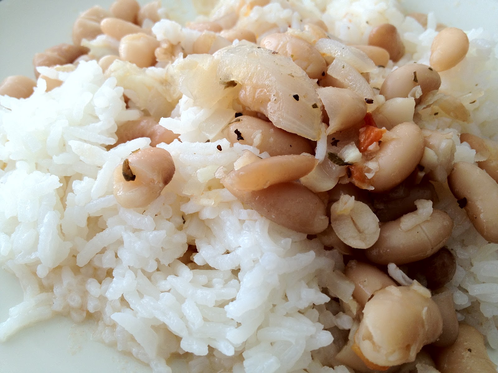 VIVAGYPSY ROCKS!!! Peruvian White Beans and Rice