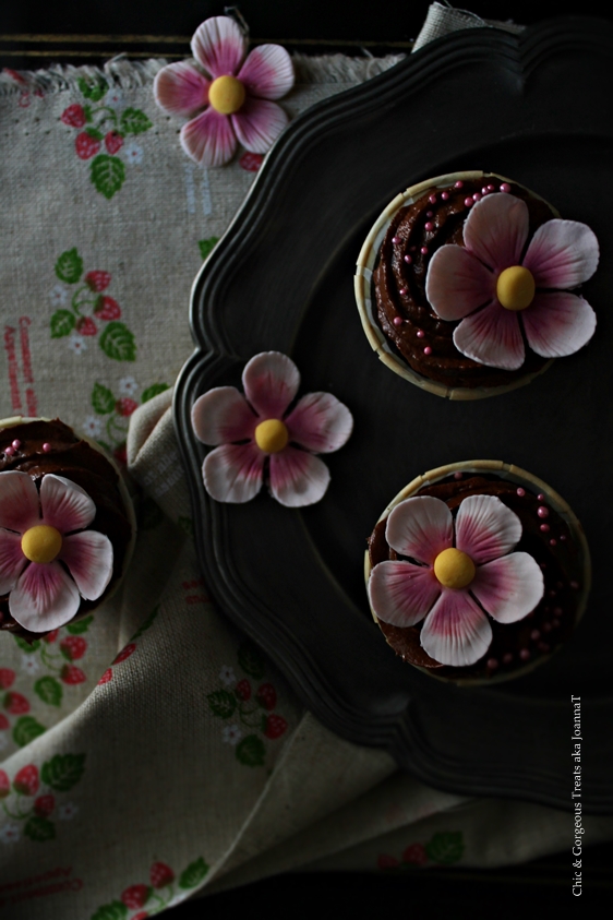 Chic & Treats Strawberry Black Tea infused Chocolate Ganache