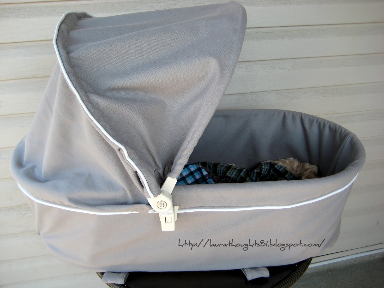 Laura Thoughts ReCover