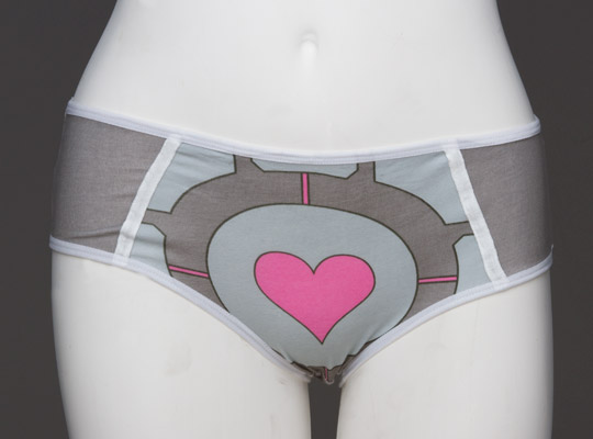 Ropa interior del Companion Cube | La Guarida Geek