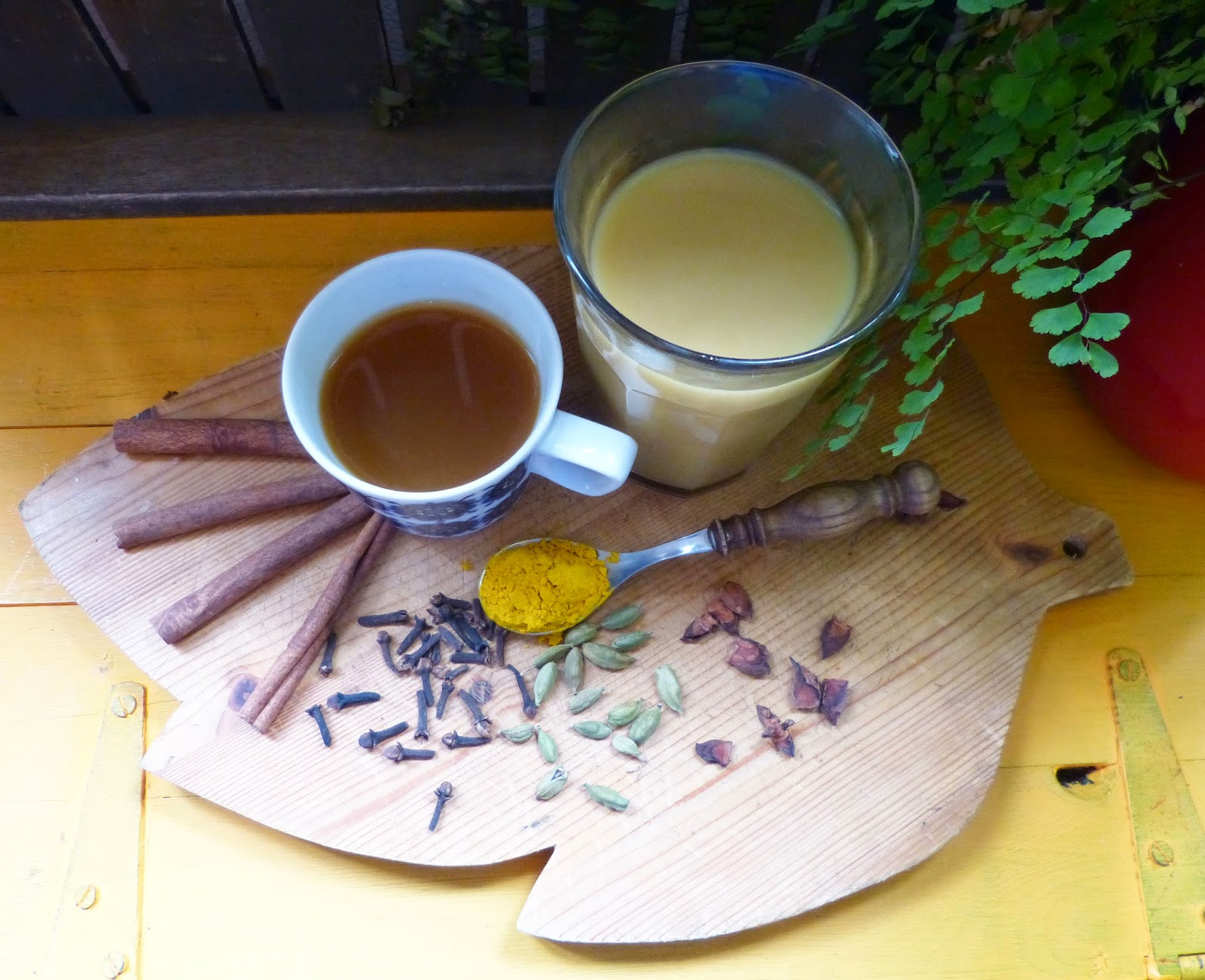 Design4awareness Lifestyle Tumeric Chai recipe Tumeric tea recipe Kurkuma thee Chai