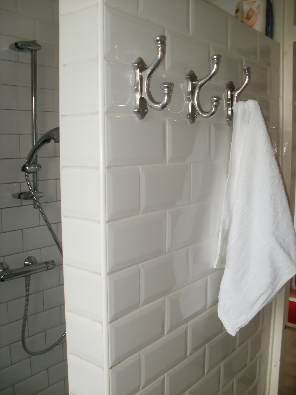 HEMELSWITWONEN: badkamer HEMELSWITWONEN: badkamer