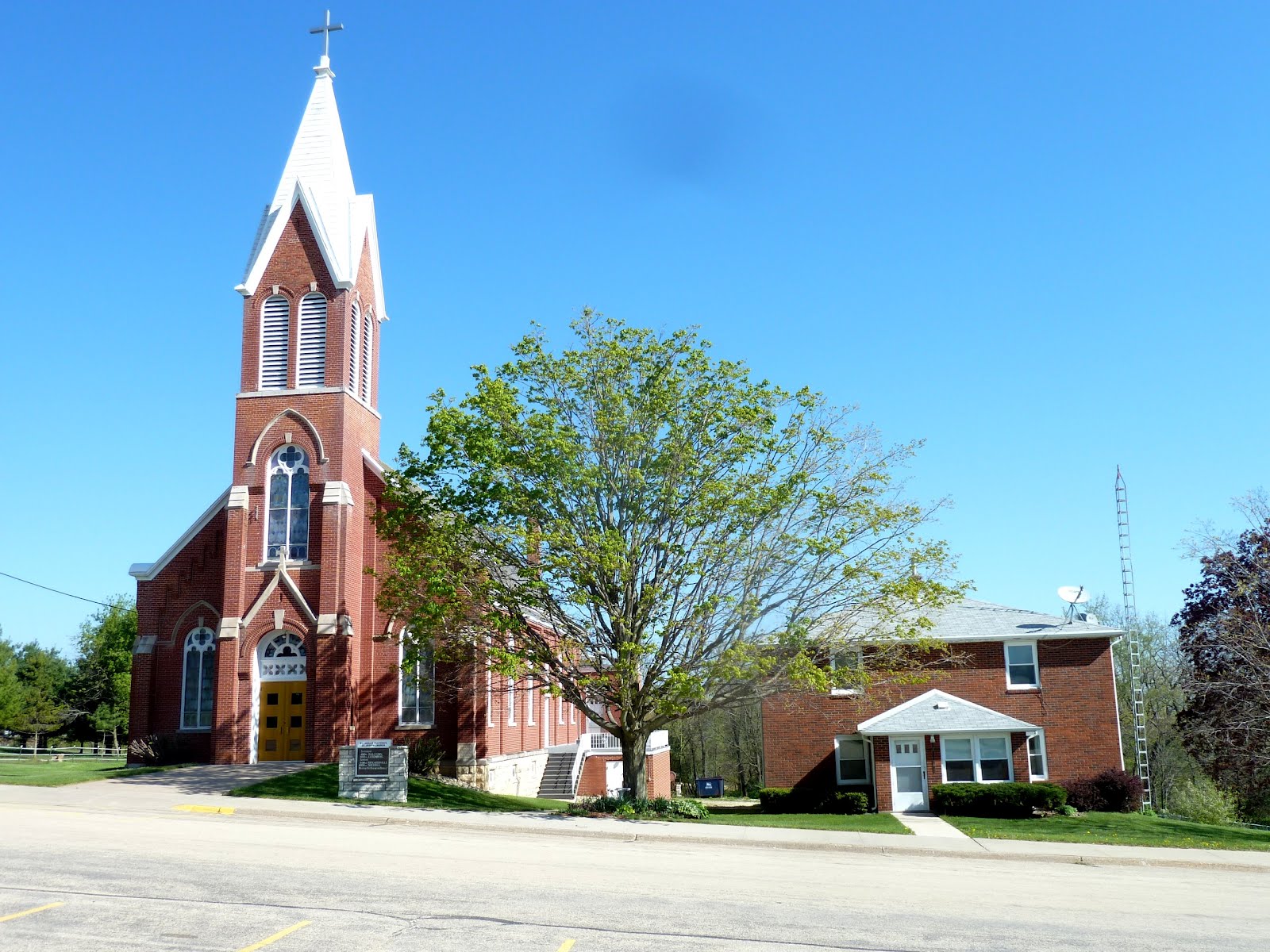 seniors walking across america POST 602 DUBUQUE RICKARDSVILLE