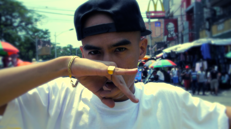 Kinukuha, Kinukuha lyrics, Kinukuha Video,Latest OPM Songs, Mike Kosa, Music Video, OPM, OPM Hits, OPM Lyrics, OPM Rap, OPM Songs, OPM Video,Bugoy Na Koykoy