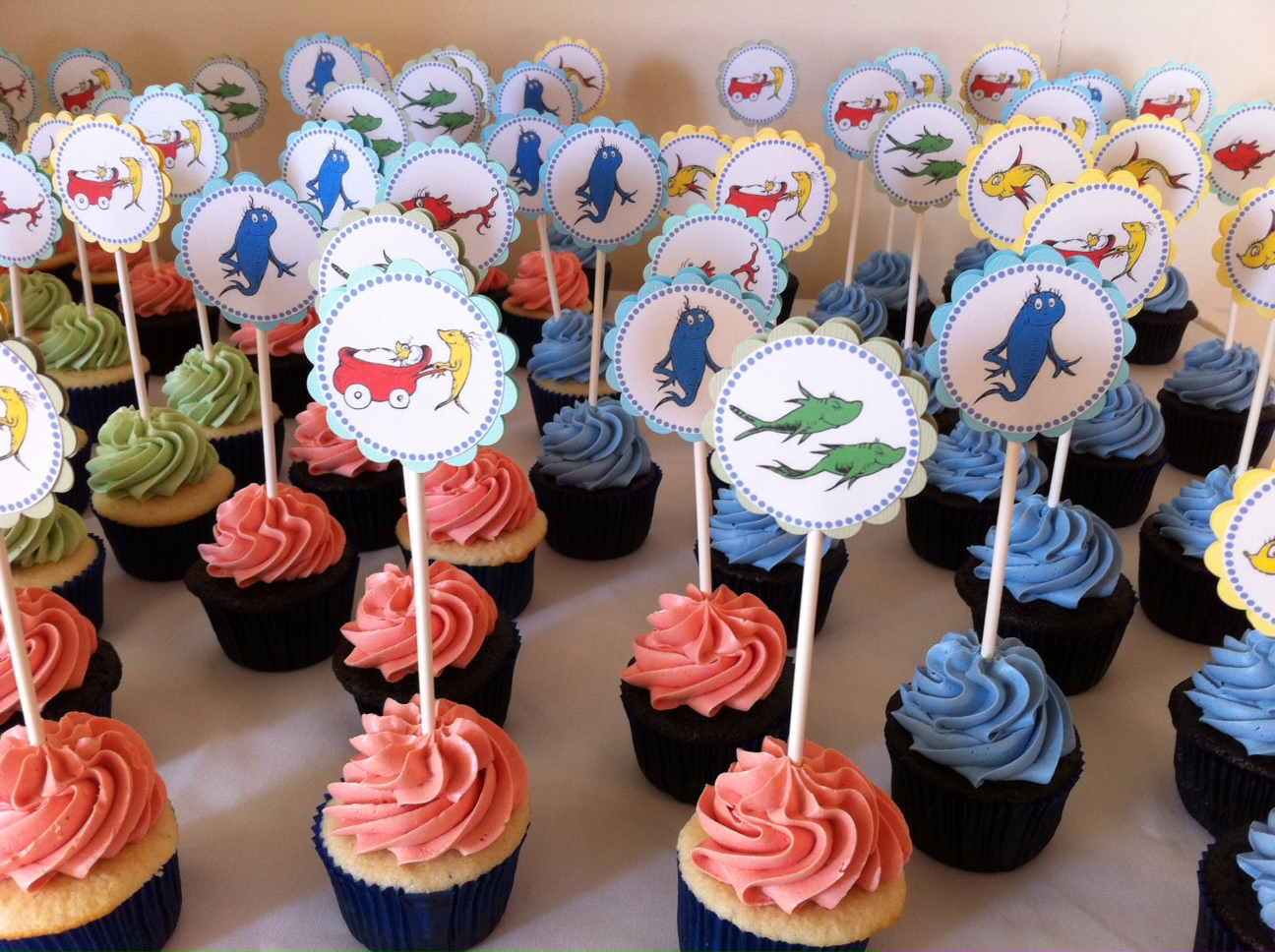 Cupcake Topper Tutorial Decorate This!